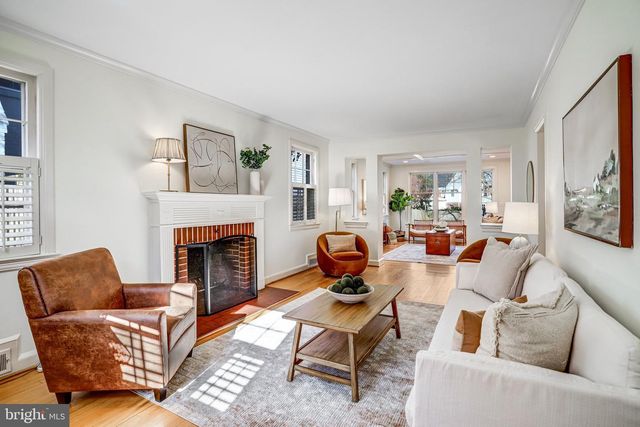 6312 31ST PL NW, Washington, DC 20015