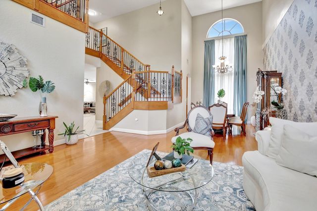 19502 SW 39th St, Miramar, FL 33029