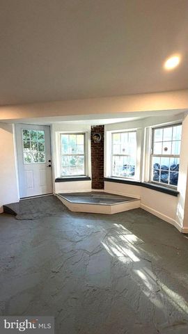 3902 N ROGERS AVE, Baltimore, MD 21207