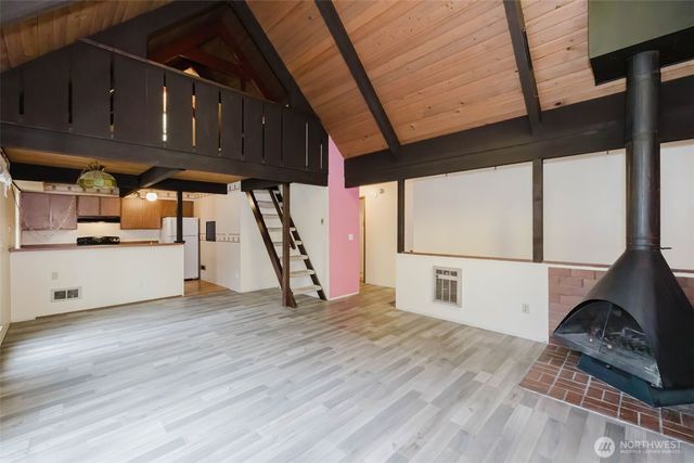 4311 67th Avenue W #B, Tacoma, WA 98466