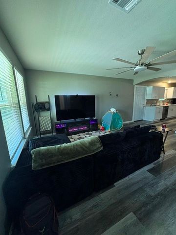 301 Indian Oaks Trail, West Tawakoni, TX 75474