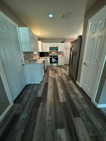 301 Indian Oaks Trail, West Tawakoni, TX 75474