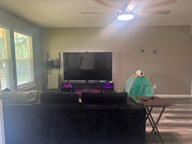 301 Indian Oaks Trail, West Tawakoni, TX 75474