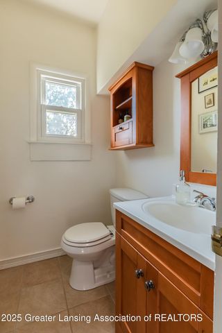 2300 Vassar Drive, Lansing, MI 48912