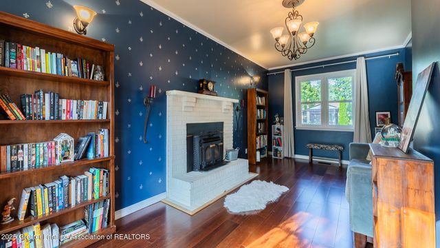 2300 Vassar Drive, Lansing, MI 48912