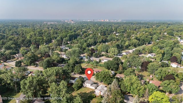 2300 Vassar Drive, Lansing, MI 48912