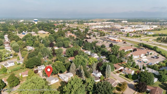 2300 Vassar Drive, Lansing, MI 48912