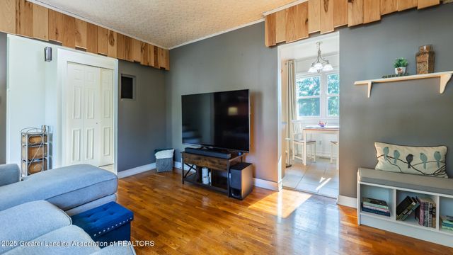 2300 Vassar Drive, Lansing, MI 48912