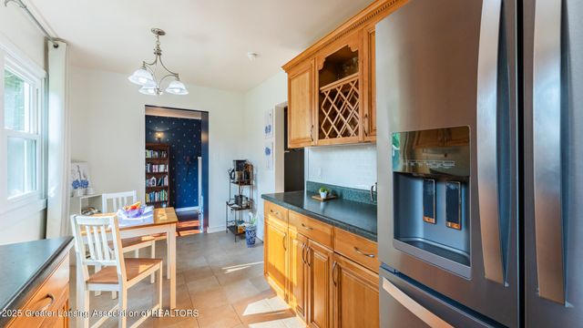 2300 Vassar Drive, Lansing, MI 48912