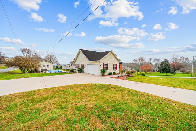 273 Washington St, Crossville, TN 38572
