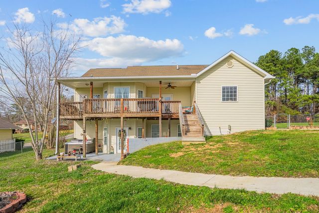 273 Washington St, Crossville, TN 38572