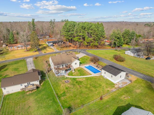 273 Washington St, Crossville, TN 38572