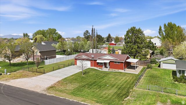 6030 W 5800 S, Hooper, UT 84315