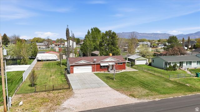 6030 W 5800 S, Hooper, UT 84315