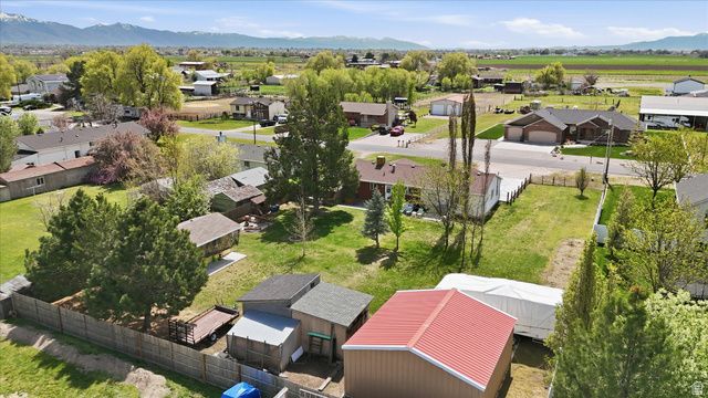 6030 W 5800 S, Hooper, UT 84315