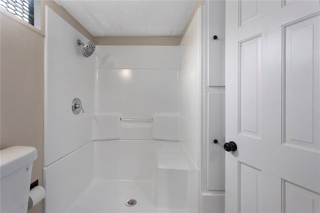 7801 NE San Rafael Drive, Kansas City, MO 64119