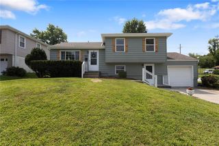 7801 NE San Rafael Drive, Kansas City, MO 64119