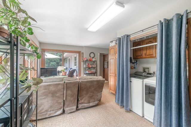 313 Longview Drive, Waterloo, IA 50701