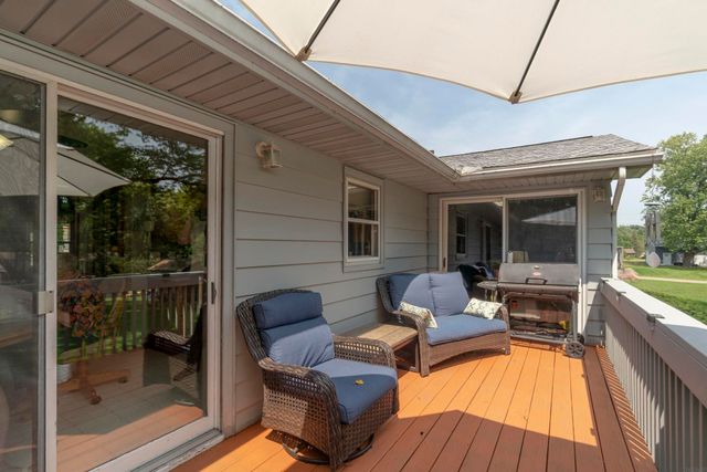313 Longview Drive, Waterloo, IA 50701