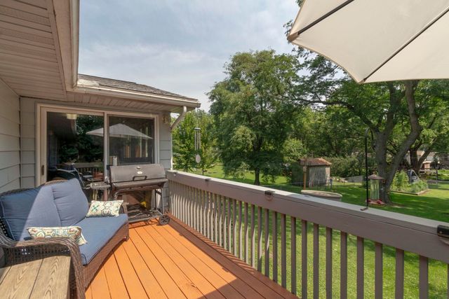 313 Longview Drive, Waterloo, IA 50701