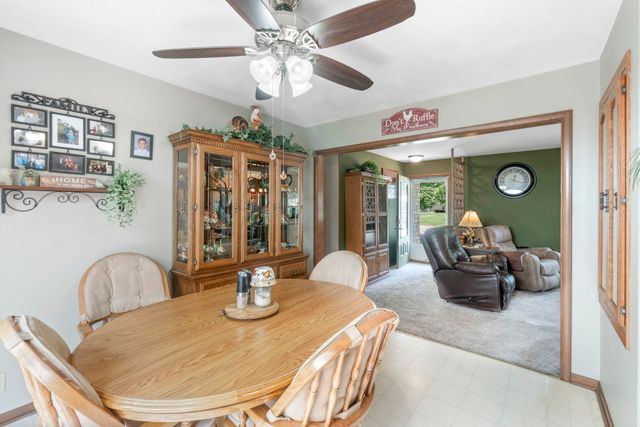 313 Longview Drive, Waterloo, IA 50701