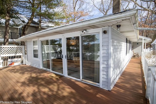 8451 S Pine Point Drive, Newaygo, MI 49337