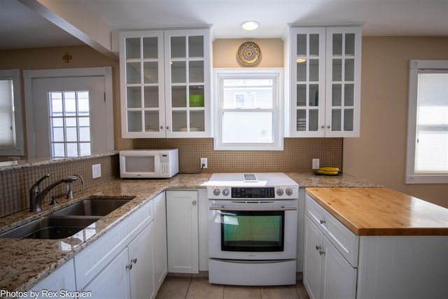 8451 S Pine Point Drive, Newaygo, MI 49337