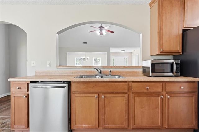 465 Camella Circle, Mcdonough, GA 30252