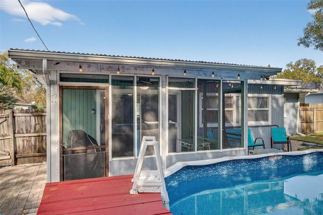 1913 RIDGEWOOD DRIVE, Clearwater, FL 33763