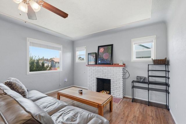 544 E Glass Ave, Spokane, WA 99207