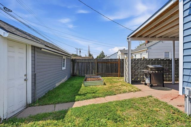 544 E Glass Ave, Spokane, WA 99207