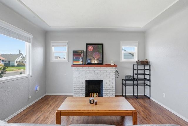 544 E Glass Ave, Spokane, WA 99207