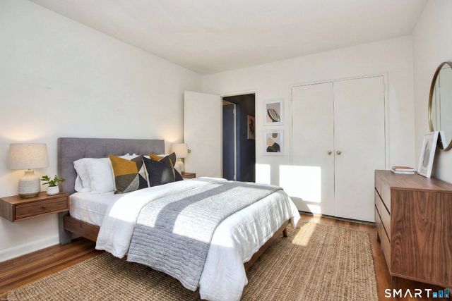 4 Putnam Hill Road 2B, Greenwich, CT 06830