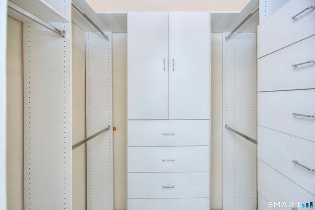 4 Putnam Hill Road 2B, Greenwich, CT 06830