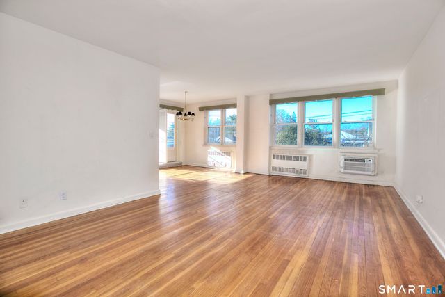 4 Putnam Hill Road 2B, Greenwich, CT 06830