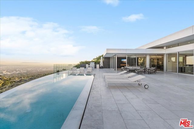 1620 Carla, Beverly Hills, CA 90210