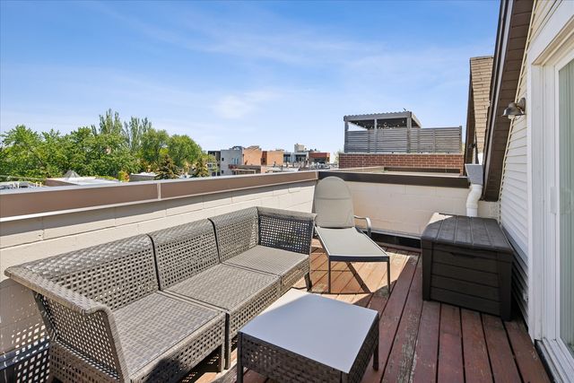 2024 W Iowa Street 3B, Chicago, IL 60622