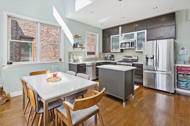 2024 W Iowa Street 3B, Chicago, IL 60622