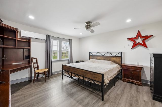 4435 Hartfield Road, Round Top, TX 78954