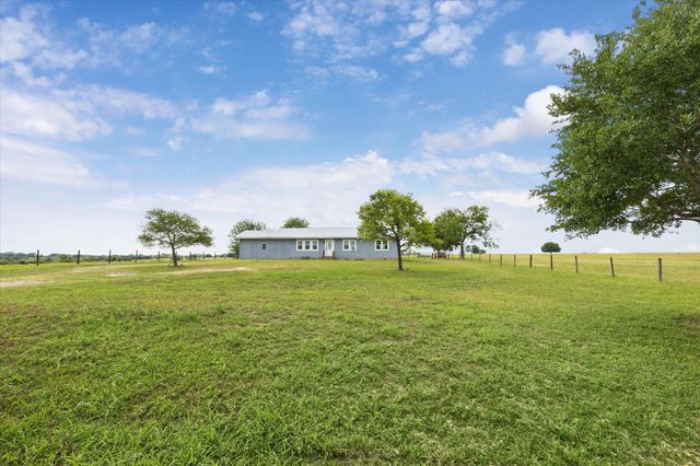 4435 Hartfield Road, Round Top, TX 78954