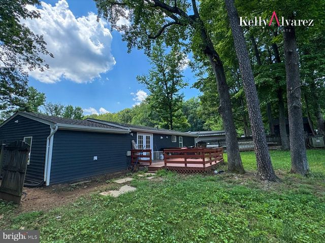 1 DAVID CT, Stafford, VA 22554