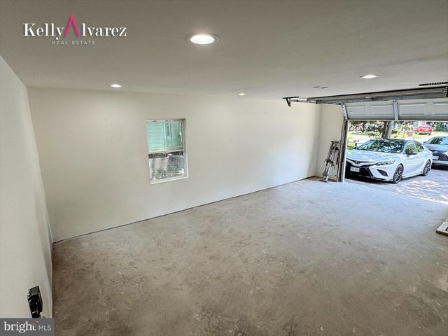 1 DAVID CT, Stafford, VA 22554