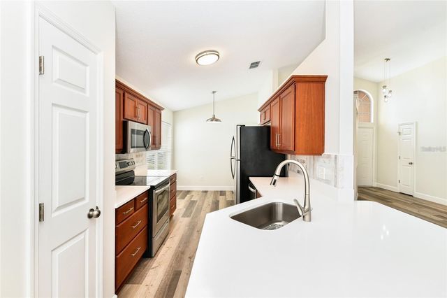 1820 BURCHSTONE DRIVE, Orlando, FL 32806