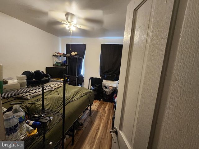 910 N DUKELAND ST, Baltimore, MD 21216