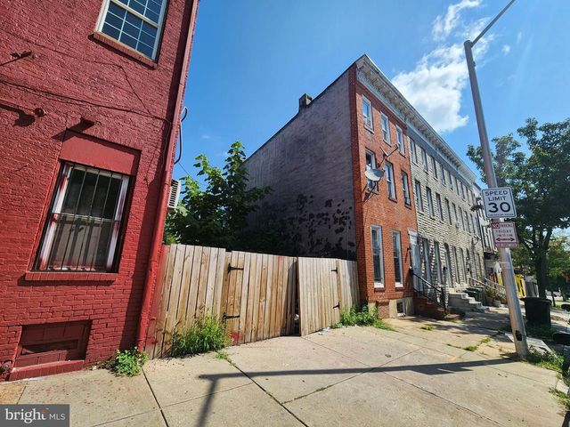 910 N DUKELAND ST, Baltimore, MD 21216