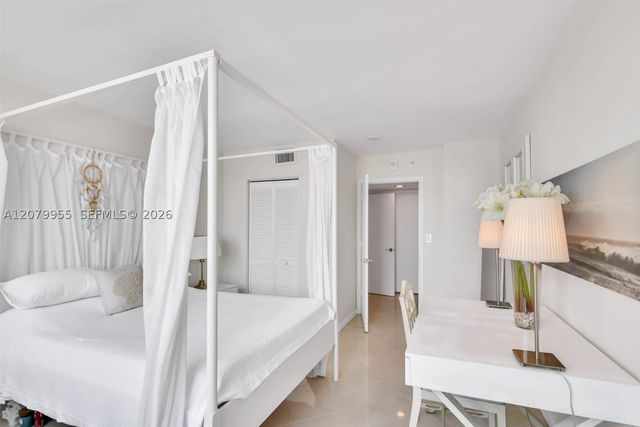 90 Alton Rd 1809, Miami Beach, FL 33139
