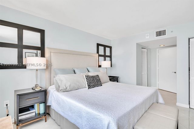 90 Alton Rd 1809, Miami Beach, FL 33139
