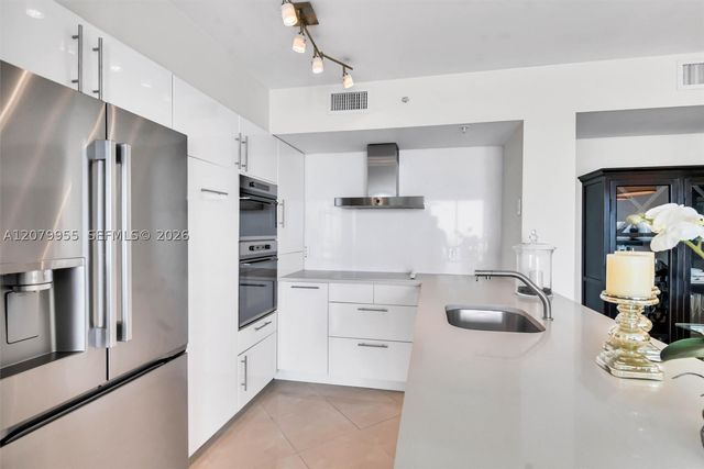 90 Alton Rd 1809, Miami Beach, FL 33139