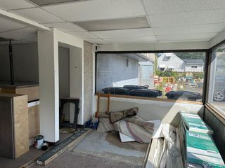 4215 S Beech Daly Street, Dearborn Heights, MI 48125