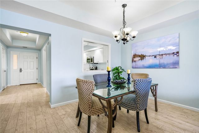 5520 N Harbor Village Drive 204, Vero Beach, FL 32967
